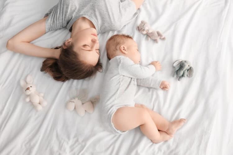 איך להרוויח יותר שעות שינה שאת אמא טריה